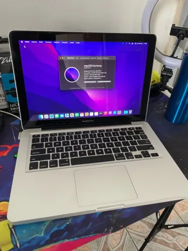 Macbook pro MONTEREY