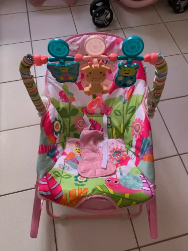 Vendo cadeirinha de descanso