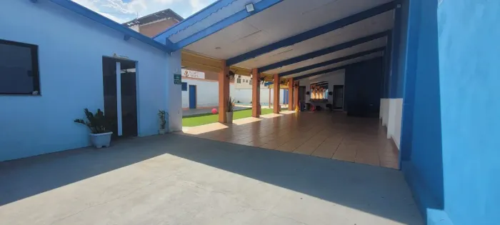 Salão de festas prox a Av JK e posto Petroval