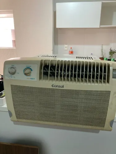 Ar condicionado e aquecedor cônsul 220v 7.500 BTUS