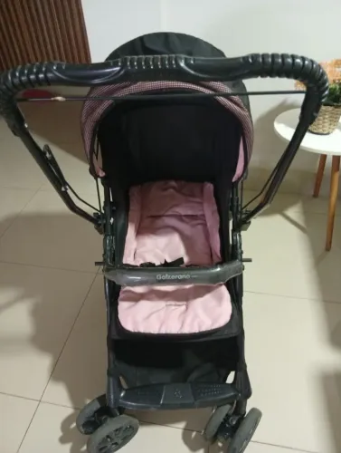 Carrinho de Bebê Feminino
