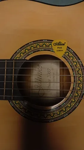 Violão Clássico Nylon ( Corda D arrebentou)