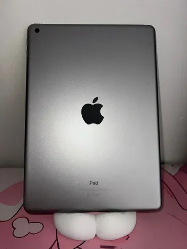 iPad 5ª Geração - 128GB Wi-Fi | Cinza Espacial