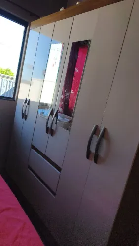 Vendo esse móveis por preços diferentes