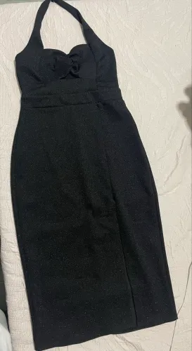 vestido preto de festa