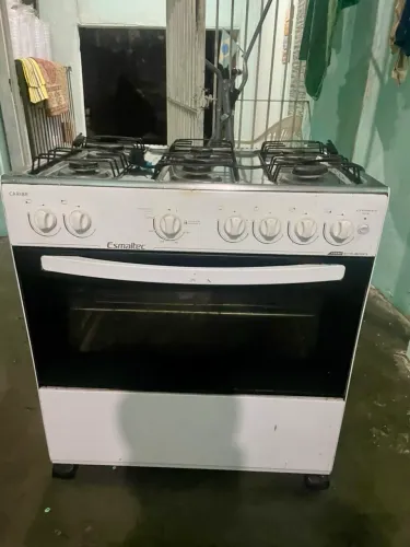 Fogão de 6 bocas