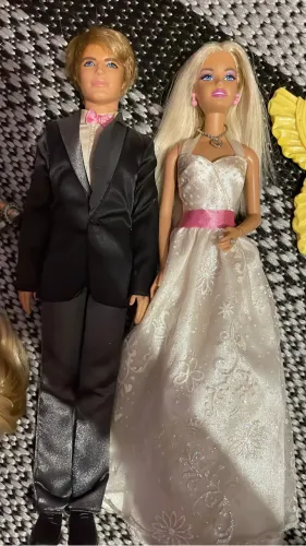 Barbie noiva e ken noivo