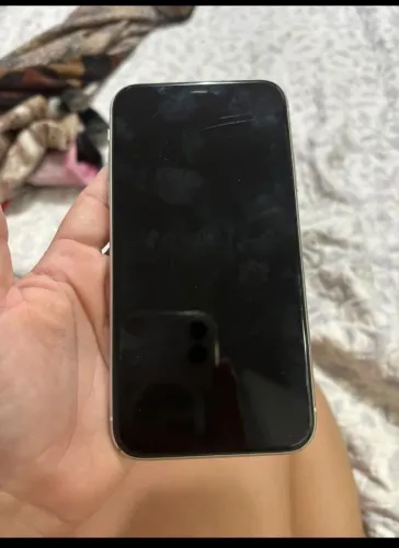 Vendo iPhone 11 para retirada de peças