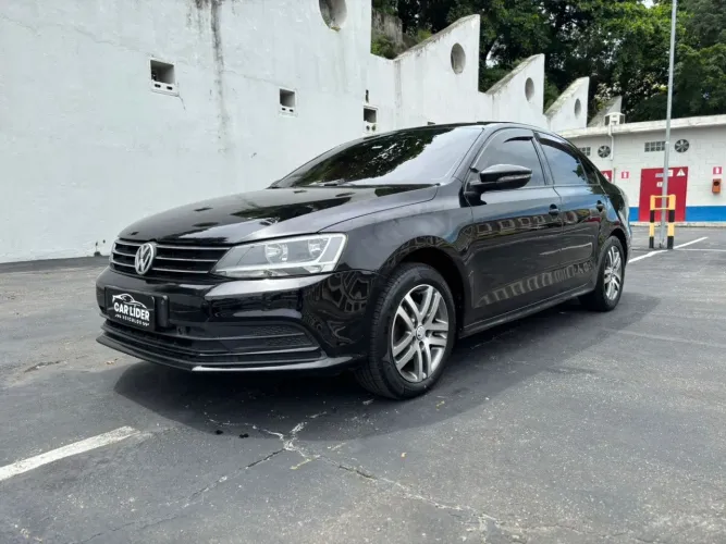 Volkswagen Jetta Comfortline 2.0 T.flex 8V 4P Tipt. 2015