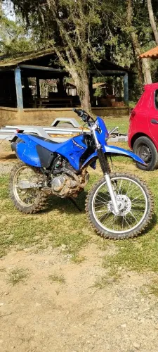 TTR 230 2023 em ótimo estado