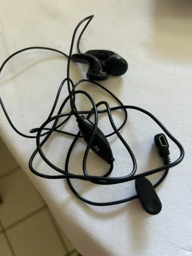 Fone de ouvido ZTE 