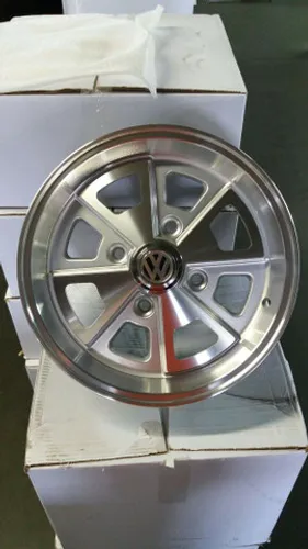 Roda aro 15 Krmai R84 Prata com diamantado fusca 4X130 