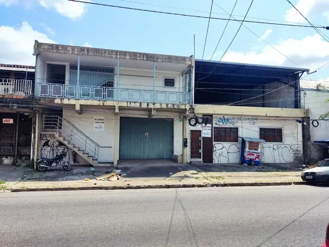 Galpão com loja e escritório 