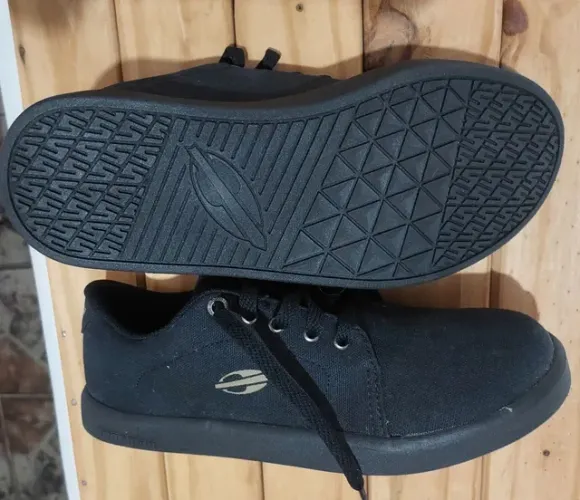 Tenis Mormaii Novo.