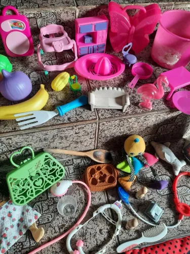 Lote de brinquedos menina