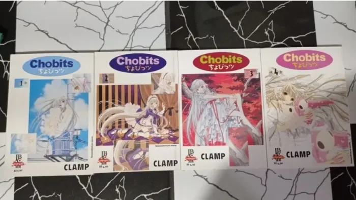 Coleção completa mangá Chobits em 16 edições.