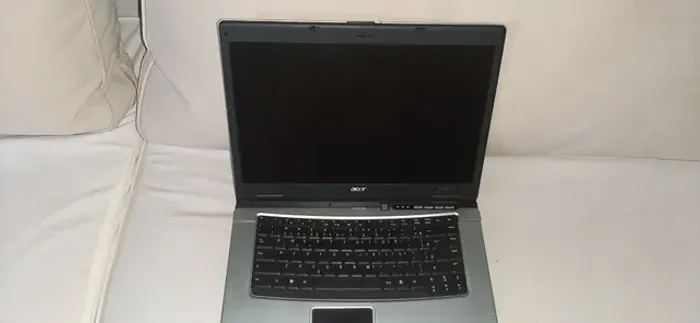 Tela completa do notebook travemate 4230