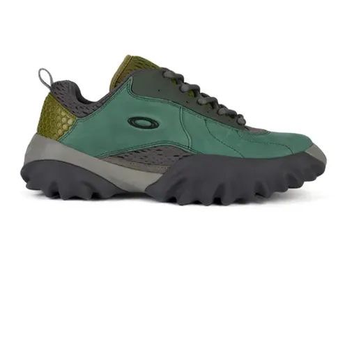 Oakley vs Factory Team Chop Saw Duuck Green.