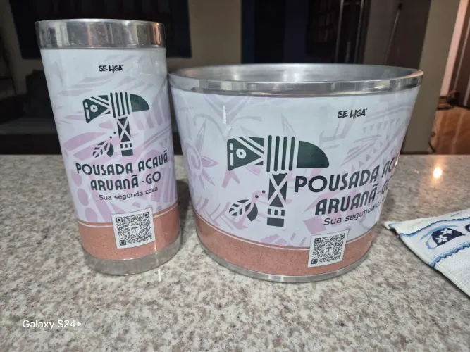 Kit balde de gelo + cervejeira Pousada Acauã 