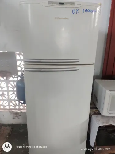 REFRIGERADOR ELECTROLUX DF45 220V
