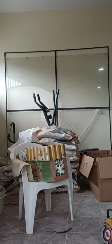 Parede de ferro e vidro