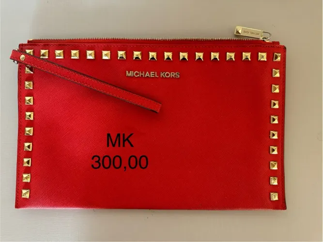Bolsa Michael Kors vermelha com tachas