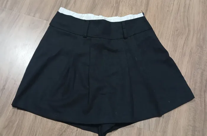 Short saia preto estilo coreano 