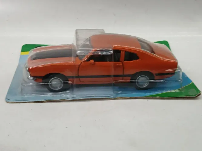 Miniatura Ford Maverick GT 1974 - 1:43 - Carros do Brasil