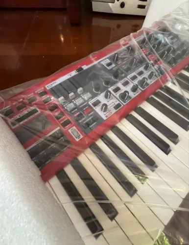 Nord Stage 4 88 teclas HA