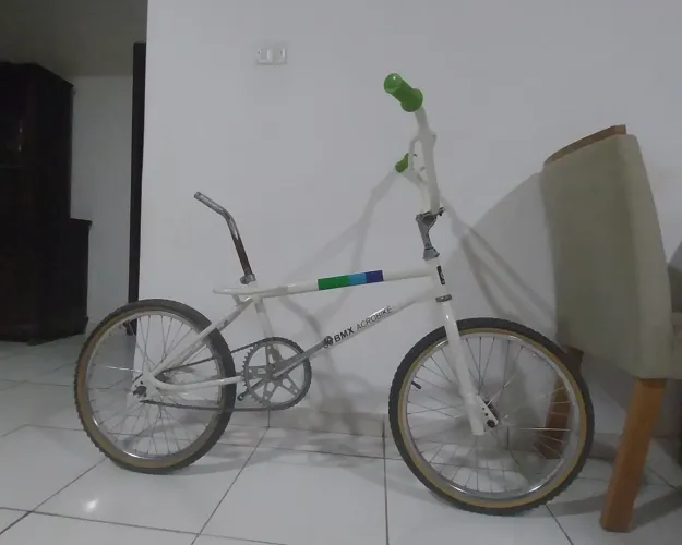 ACROBIKE MONARK