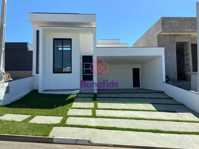 Casa para VENDA localizada no condomínio PHYTUS, em Cabreúva/SP.