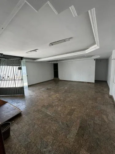 Galpão com 450 m², no São Francisco, São Luís - MA .