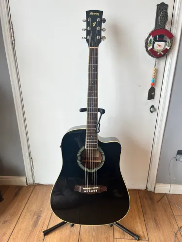 Violão acústico IBANEZ PF15ECE p/ destros black com encordoamento ELIXIR