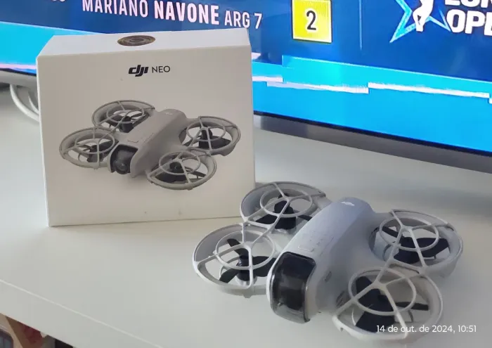 Drone DJI NEO Novo com Controle