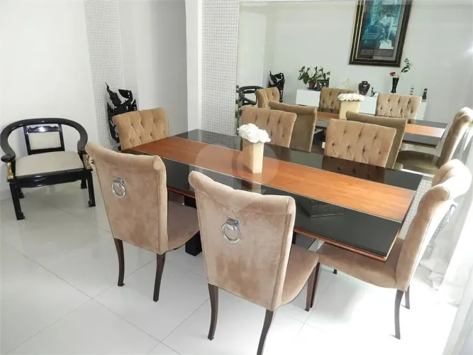 Apartamento à venda com 2 quartos no condomínio Edifício Noblesse, Rio de Janeiro - RJ