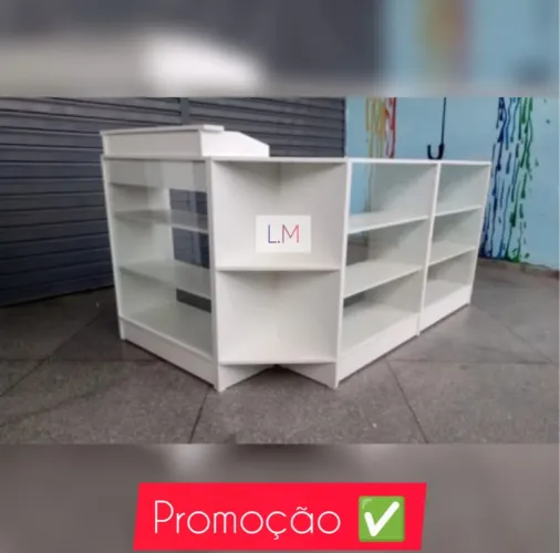 Balcão caixa e vitrine em L super promoção.