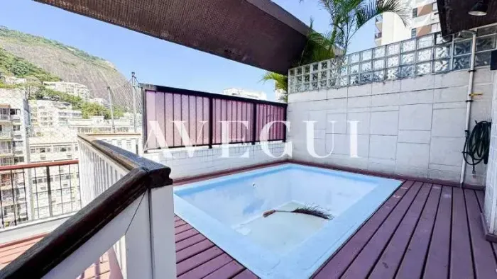 Cobertura com Piscina Privativa no Humaitá - 4 quatos (3 suítes)