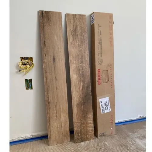 Porcelanato Amadeirado Bosco Camel MA Eliane Acetinado Borda Reta (9 peças)