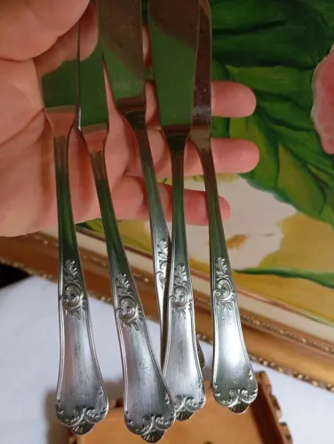 Jogo de Facas de Mesa Antigo - 6 Peças