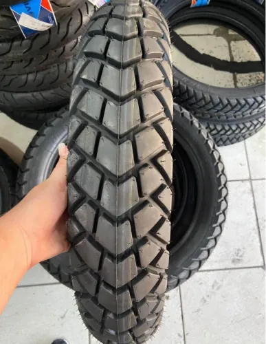Pneu de moto traseiro aro 130-80/17