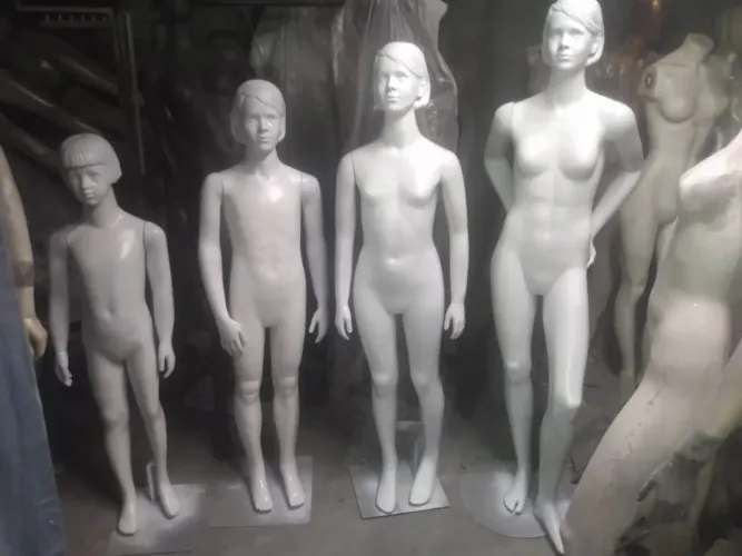 Manequins juvenil femininos e Infantis - Venda
