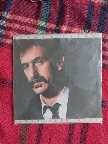 Frank Zappa - Jazz From Hell (1986)