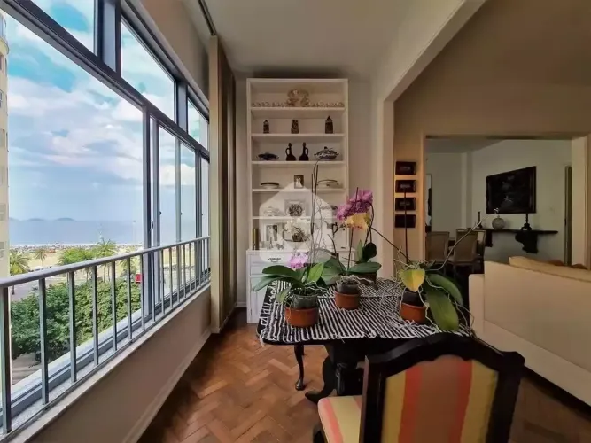 Apartamento para venda com 3 quartos, 235m² - Copacabana - Rio de Janeiro/RJ