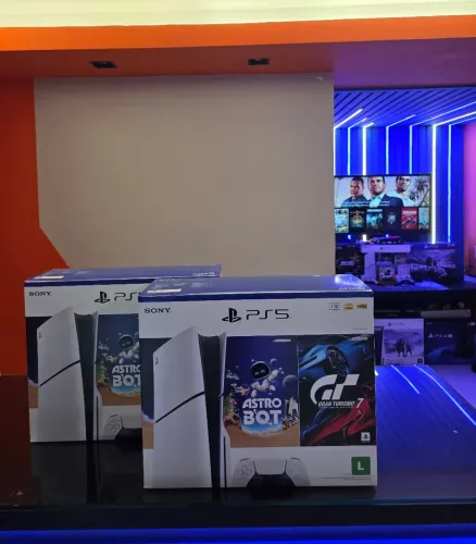 PS5 Slim 1TB c/ Leitor "NOVO" c/ 01 ano de GARANTIA. Temos Loja Física