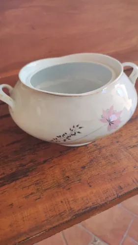 Sopeira de porcelana