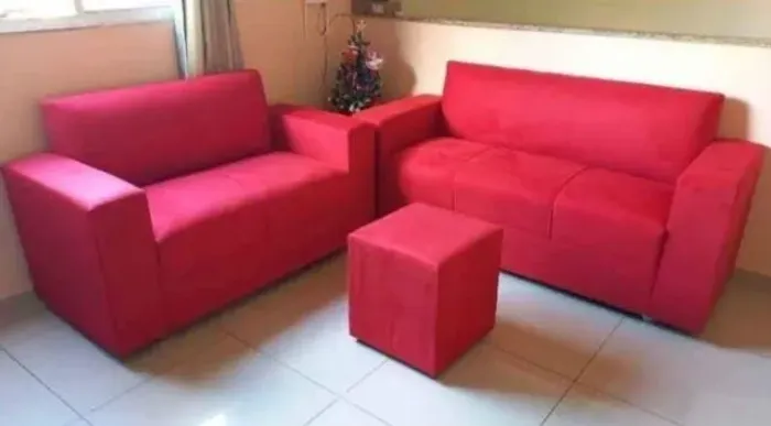 Conjunto de sofá 2 e 3 lugares com PUF Direto da fábrica chama no whatsapp * 