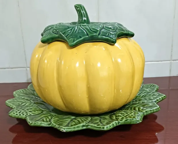 Potiche Abóbora Amarela  e Verde Cerâmica Decorativa Anos 80 Original Vintage 
