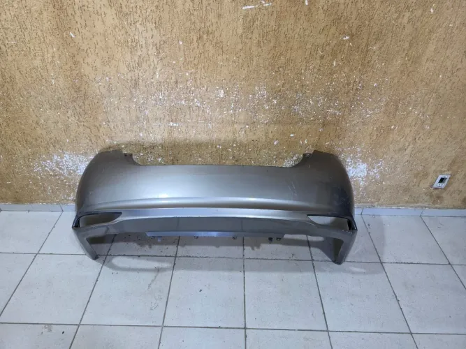 Parachoque traseiro Yaris Sedan 2018/2019/2020/2021/2022/2023/2024