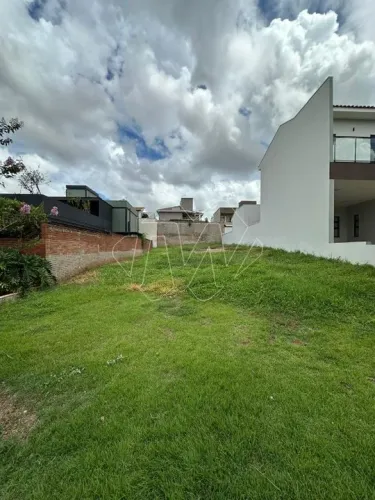 Venda de Terreno / Condomínio na cidade de Araraquara