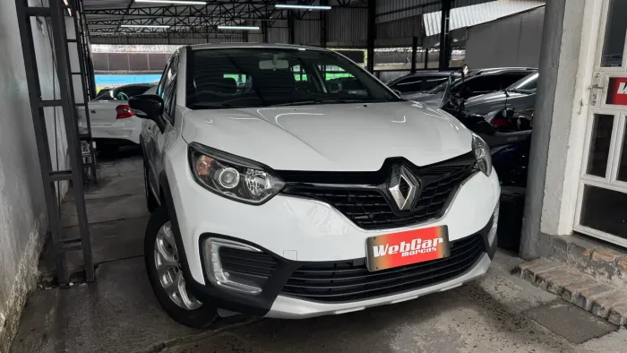 CAPTUR Zen 1.6 CÂMBIO MANUAL 2018 2ª DONA